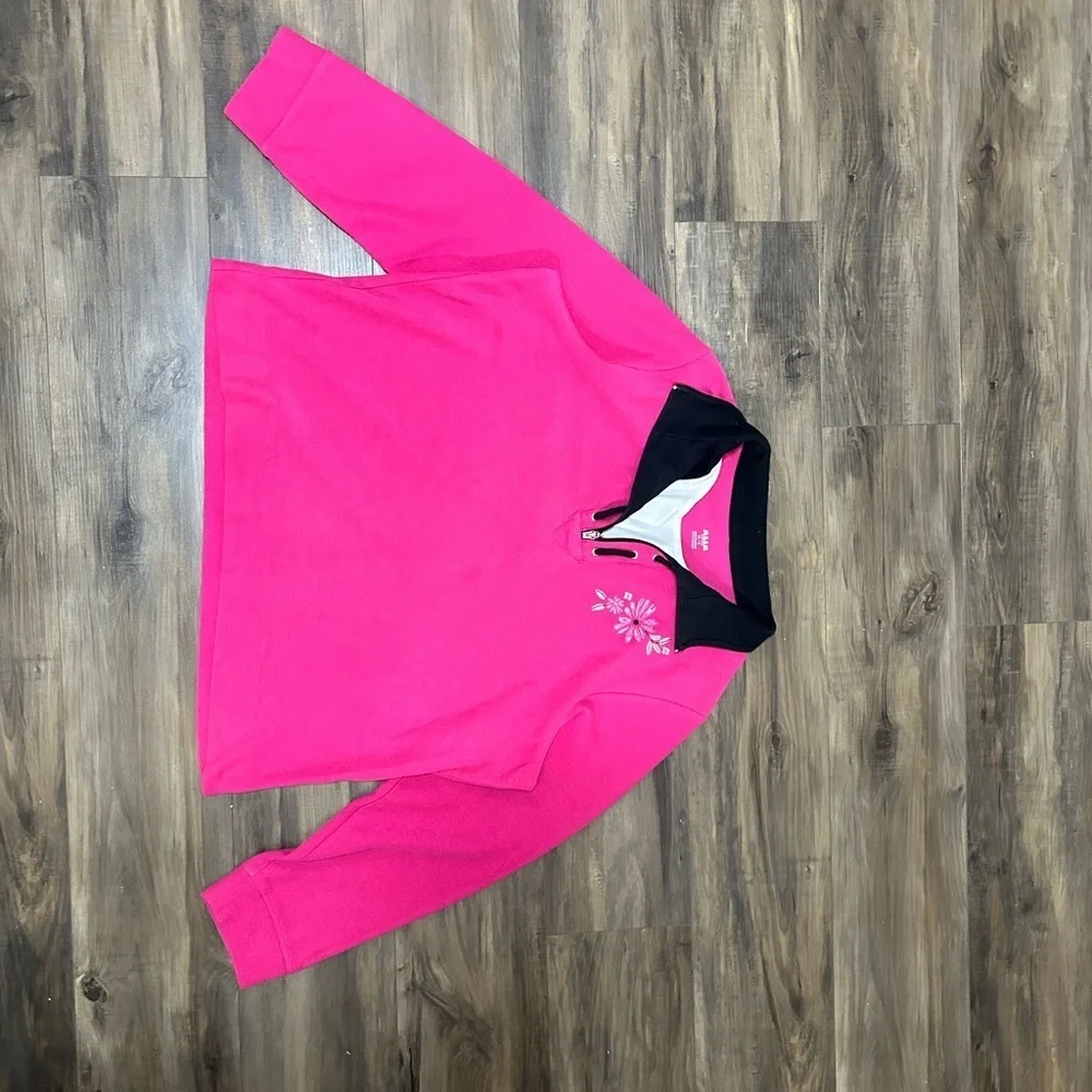 Alia Black And Pink Sweater With Floral Embroidery - Picture 3 of 6